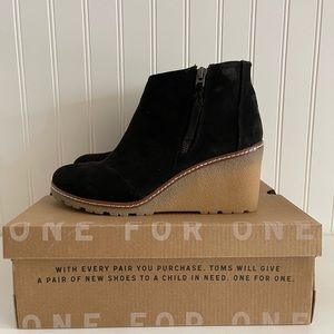 Tom’s Avery Wedge Bootie